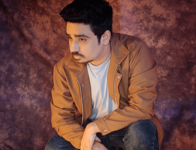 Ashish Verma movies tv shows family parents siblings height net worth 