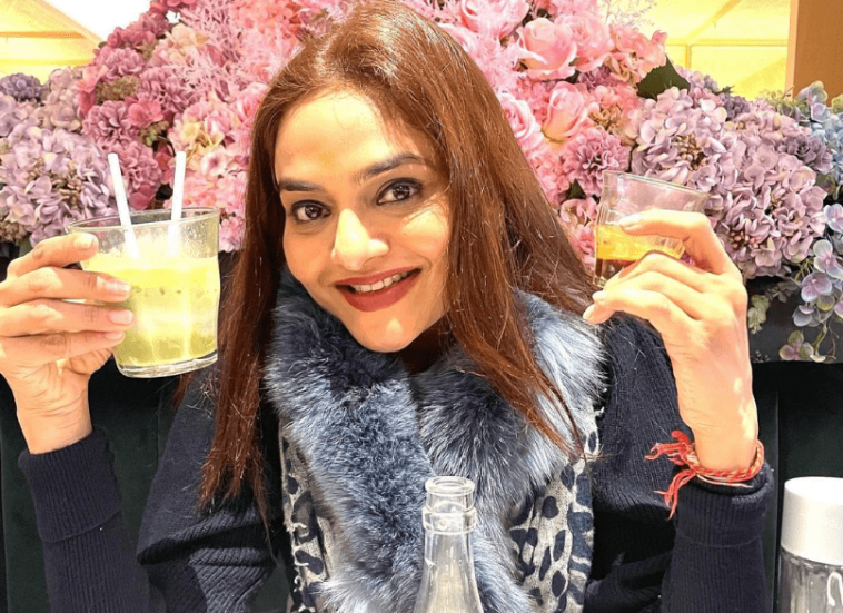 Madhoo age height net worth movies tv shows family