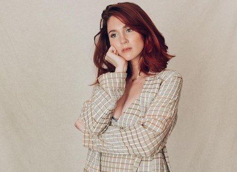 Stephanie Koenig height net worth age movies tv shows family parents siblings 