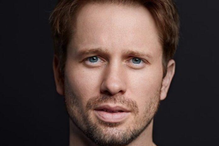 Tyler Ritter - Net Worth, Height, Age, Wife, Movies, TV Shows, Family, Partner