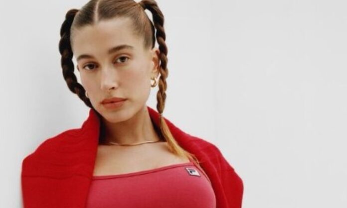 Hailey Bieber- Height, Weight, Body Measurement, Hair Color, Eye Color