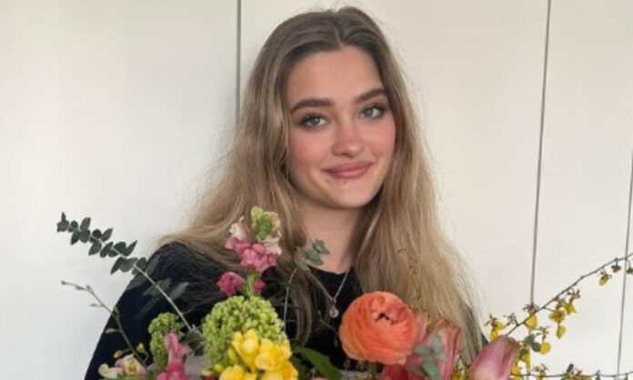 Lizzy Greene- Height, Weight, Body Measurement, Hair Color, Eye Color