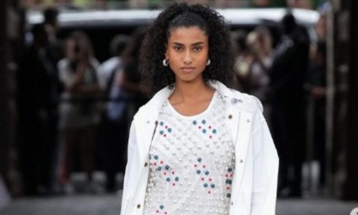 Imaan Hammam- Weight, Height, Body Measurement, Hair, and Eye Color