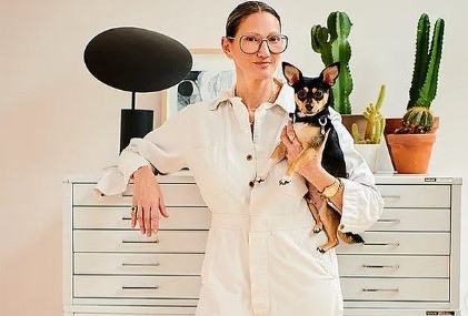 Jenna Lyons bra size body measurement eye color age net worth height family parents siblings weight 