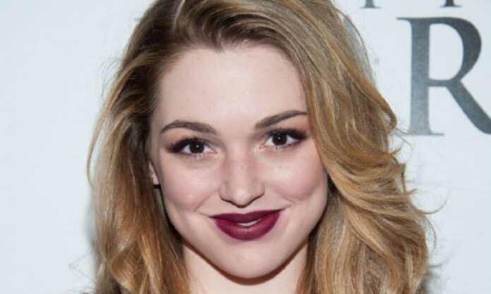 Jennifer Stone- Height, Weight, Body Measurement, Hair, and Eye Color