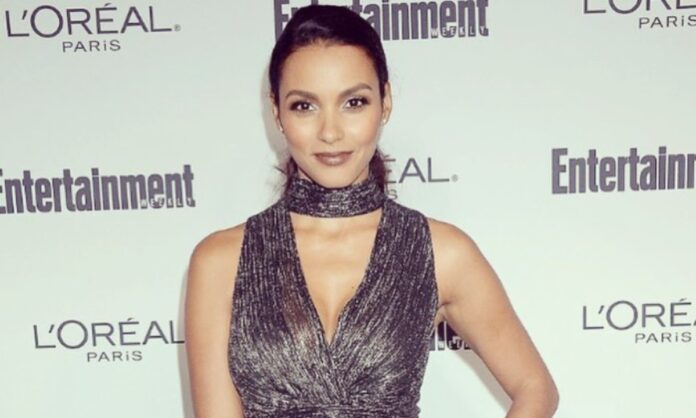 Jessica Lucas- Height, Weight, Body Measurement, Hair, and Eye Color