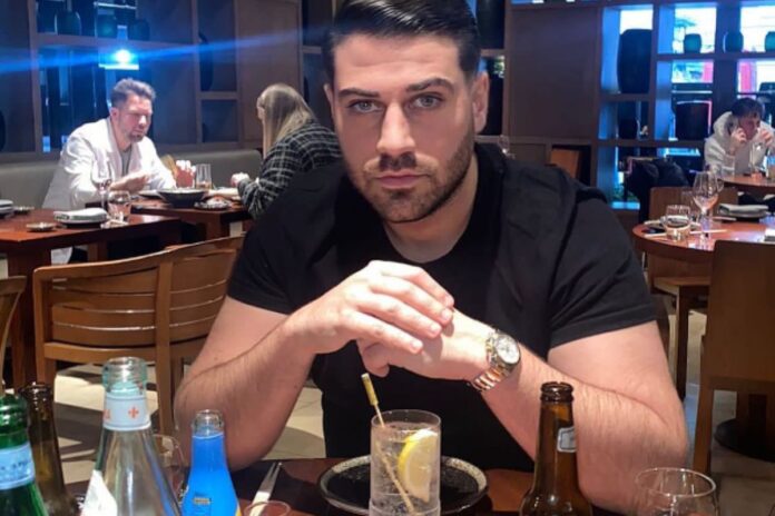 Jon Clark - Age, Height, Biography, Wiki, Net Worth, Love Island 