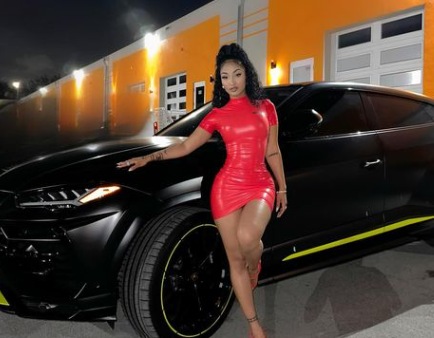 Shenseea bra size body measurement eye color age height net worth weight family and parents 
