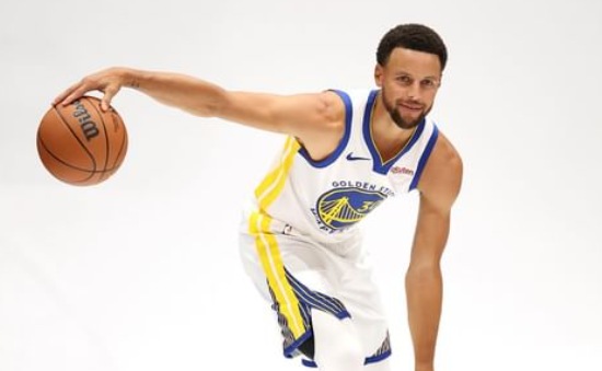 Stephen Curry basketball age height net worth weight family parents siblings wife, partner, kids, and Golden State Warriors