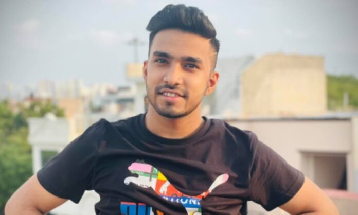 Techno Gamerz (Ujjwal Chaurasia)- Age, Height, Weight, Girlfriend, Family, Net Worth, and Partner