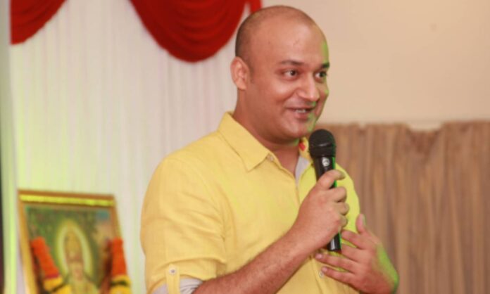 Vinay Sharma (Comedian)- Age, Height, Weight, Comedy Shows, Net Worth, Wife, and Family