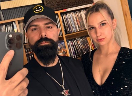Keemstar girlfriend partner wife kids family parents siblings age height net worth weight and YouTube