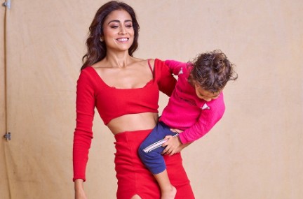 Shriya Saran bra size body measurements age height net worth weight family parents and siblings 