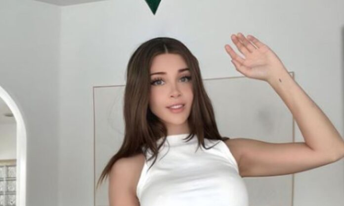 Sunnyrayyxo- Height, Weight, Age, Measurements, Zodiac Sign, Hair, and Eye Color