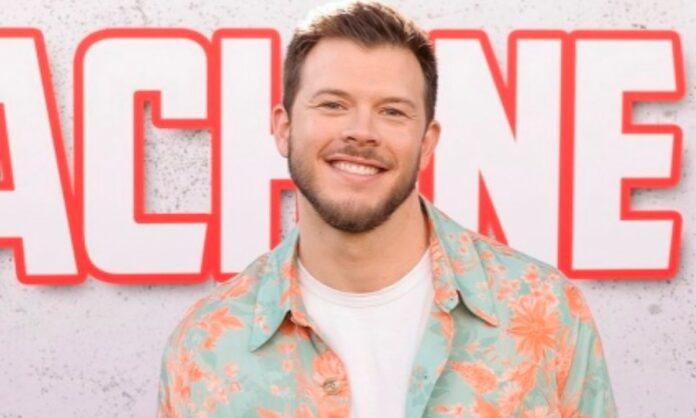 How Tall is Jimmy Tatro