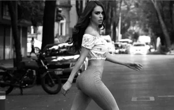 Of yanet garcia images Hot Weather